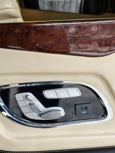 Ford Tourneo Limousine 2020 màu ghi xám nâng cấp Tủ lạnh, Ghế Massage, Cửa lùa điện, Gói Nội thất Thương gia cao cấp| Bến Thành Fordxe-ford-tourneo-limousine-ben-thanh-ford-61